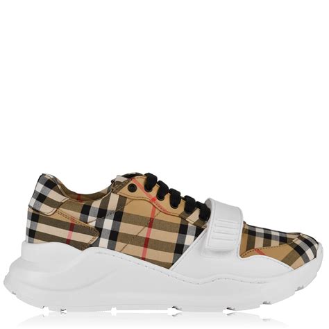 Trainers Burberry 